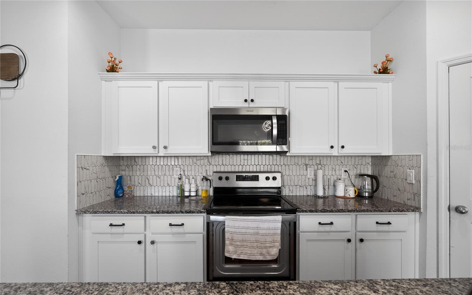 Kitchen - 35568 SHADE FERN LN, ZEPHYRHILLS