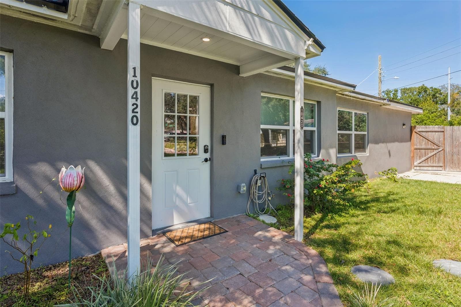 Single Family Residence at 10420 N HAMNER AVE, TAMPA, photo 3 of 29