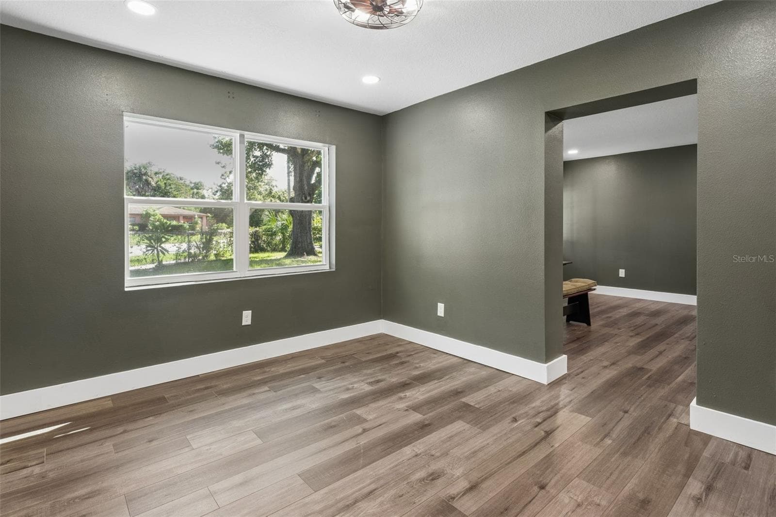 Flex Room Office/Library/Playroom - 10420 N HAMNER AVE, TAMPA