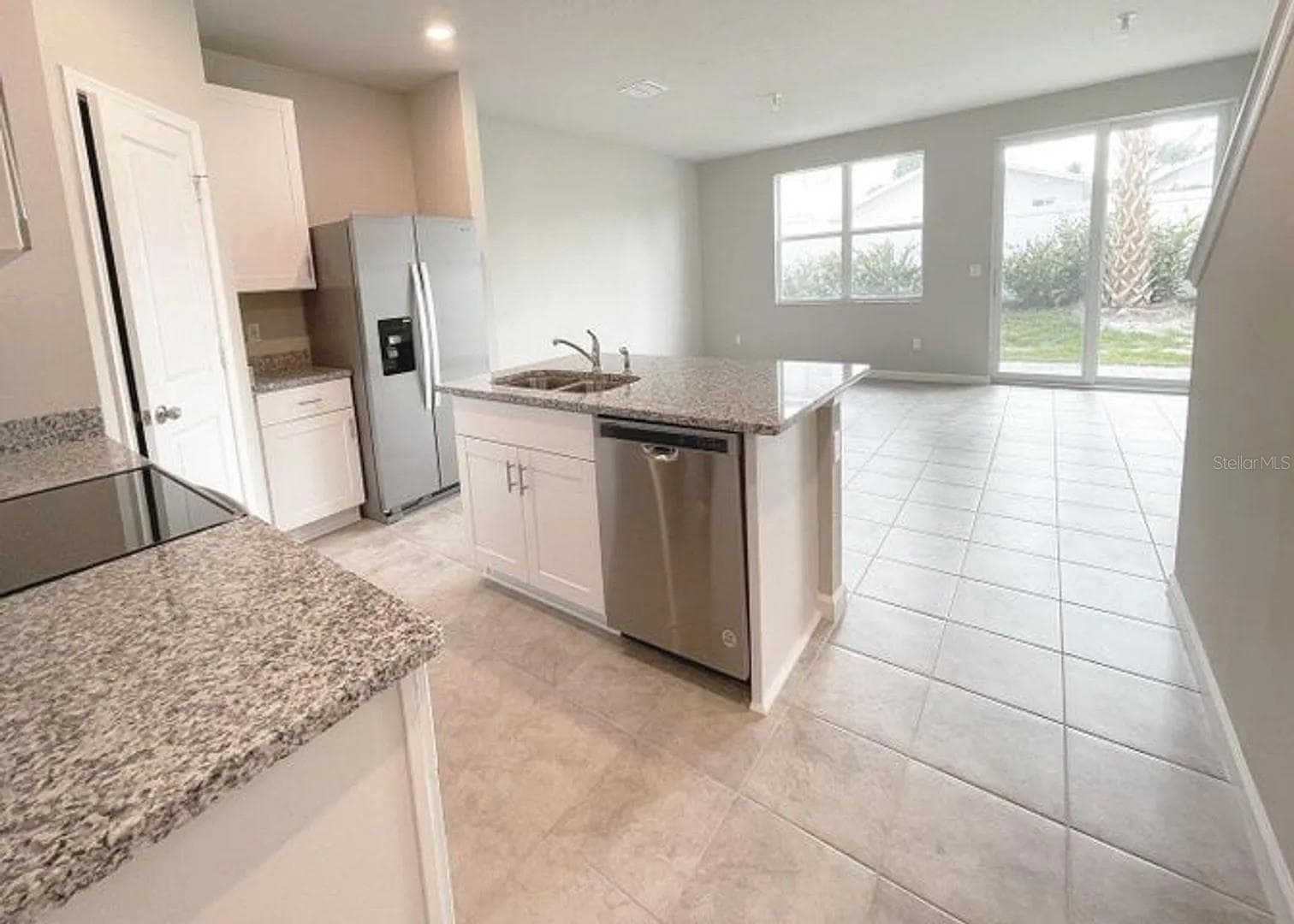 Townhouse at 1648 LINDLEY ST, WEST PALM BEACH, photo 2 of 15