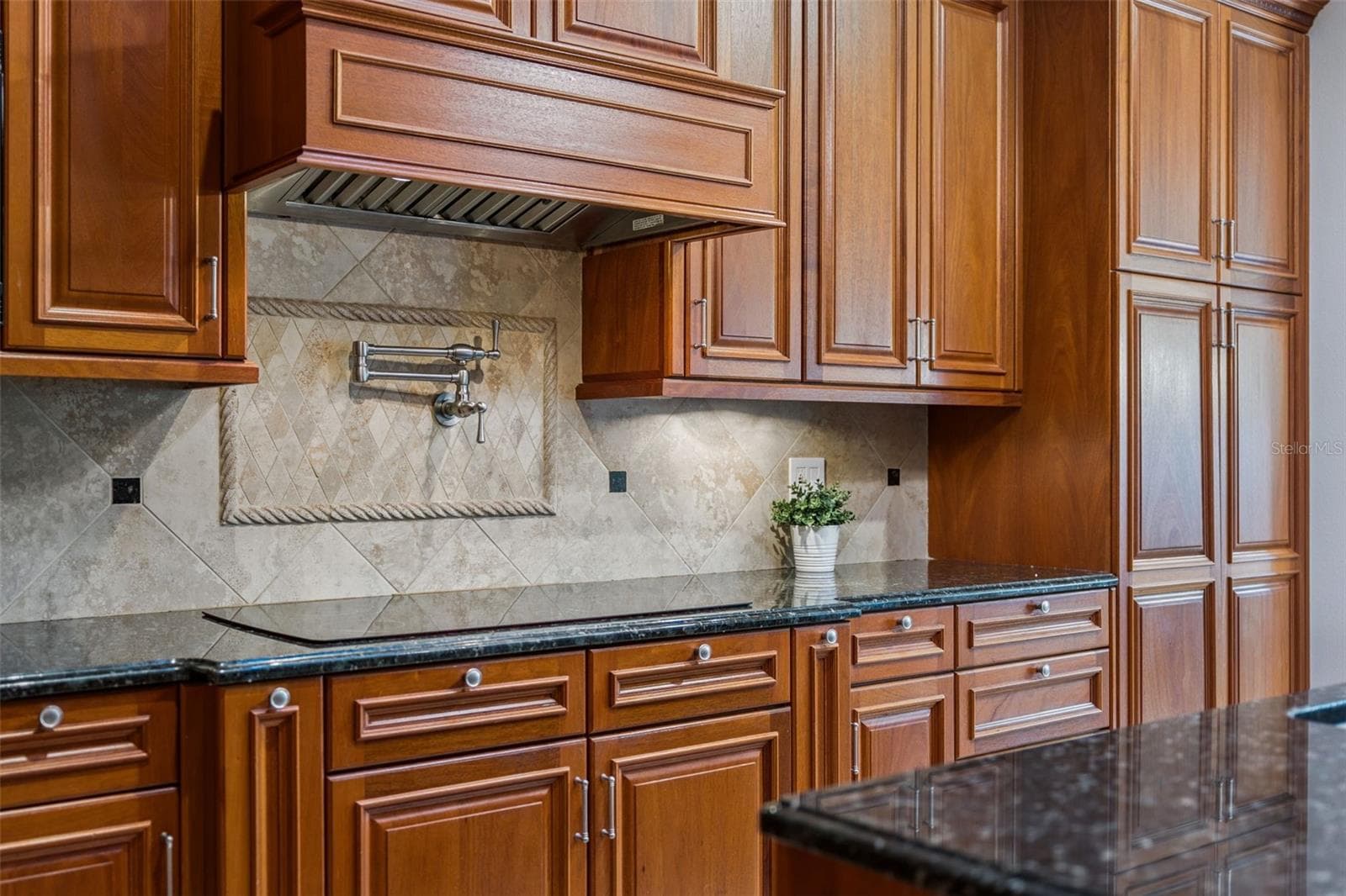 Pot Filler - 333 BRANTLEY CLUB PL, LONGWOOD