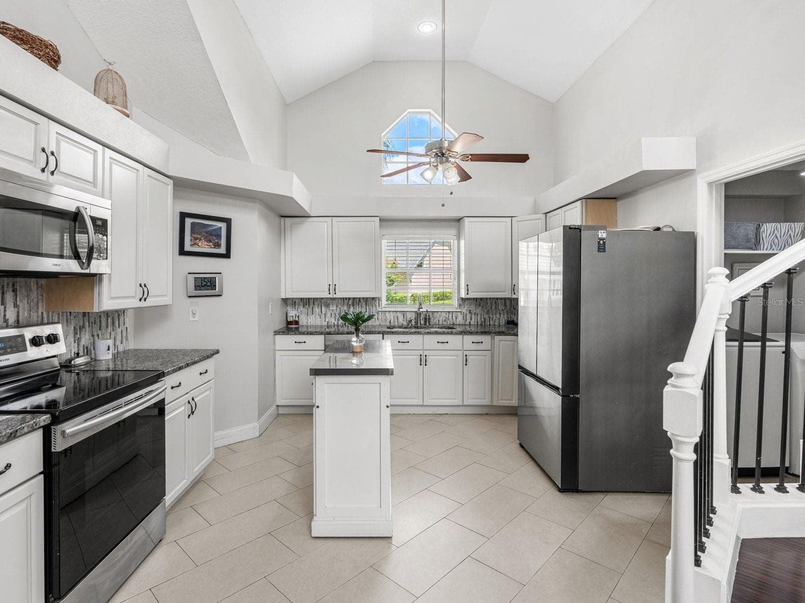 Single Family Residence at 864 BENTLEY GREEN CIR, WINTER SPRINGS, photo 26 of 58