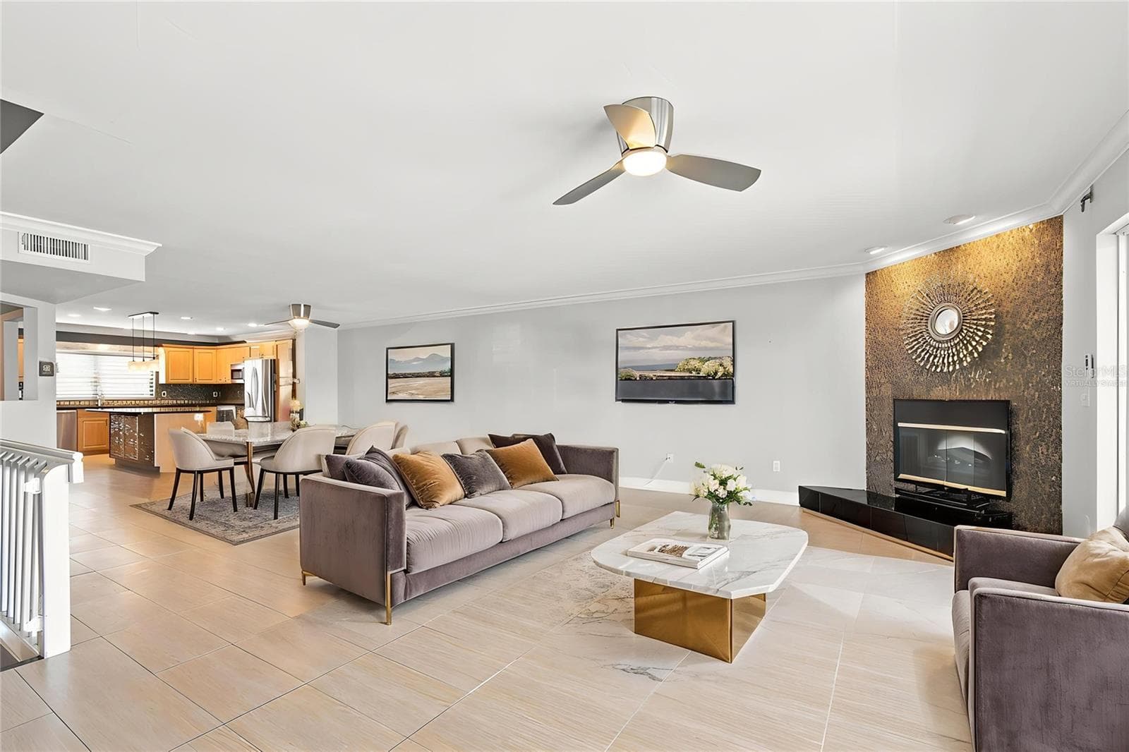 Virtually Staged - 152 117TH AVE, TREASURE ISLAND