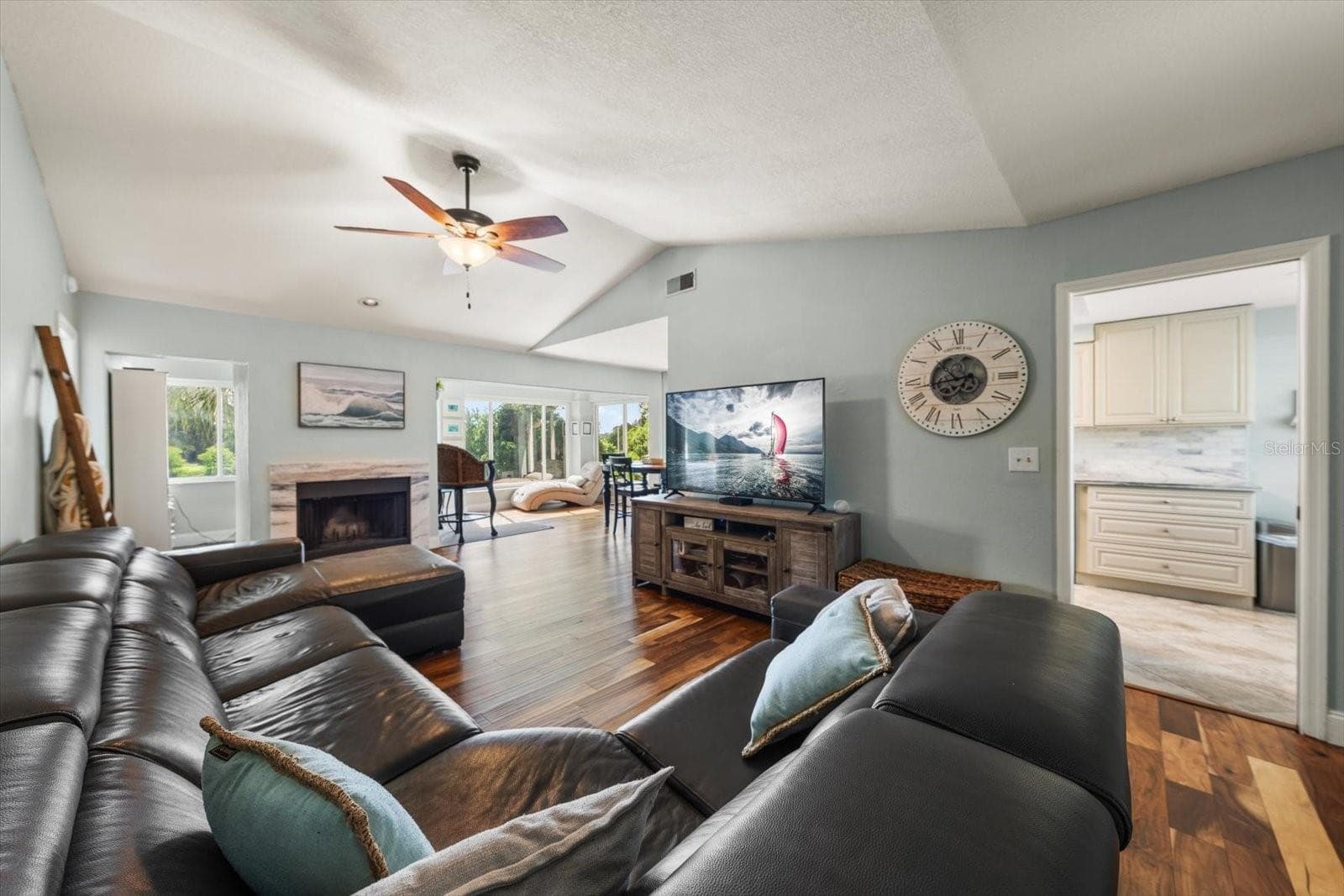 Condominium at 10811 INDIAN HILLS CT #42, SEMINOLE, photo 6 of 33