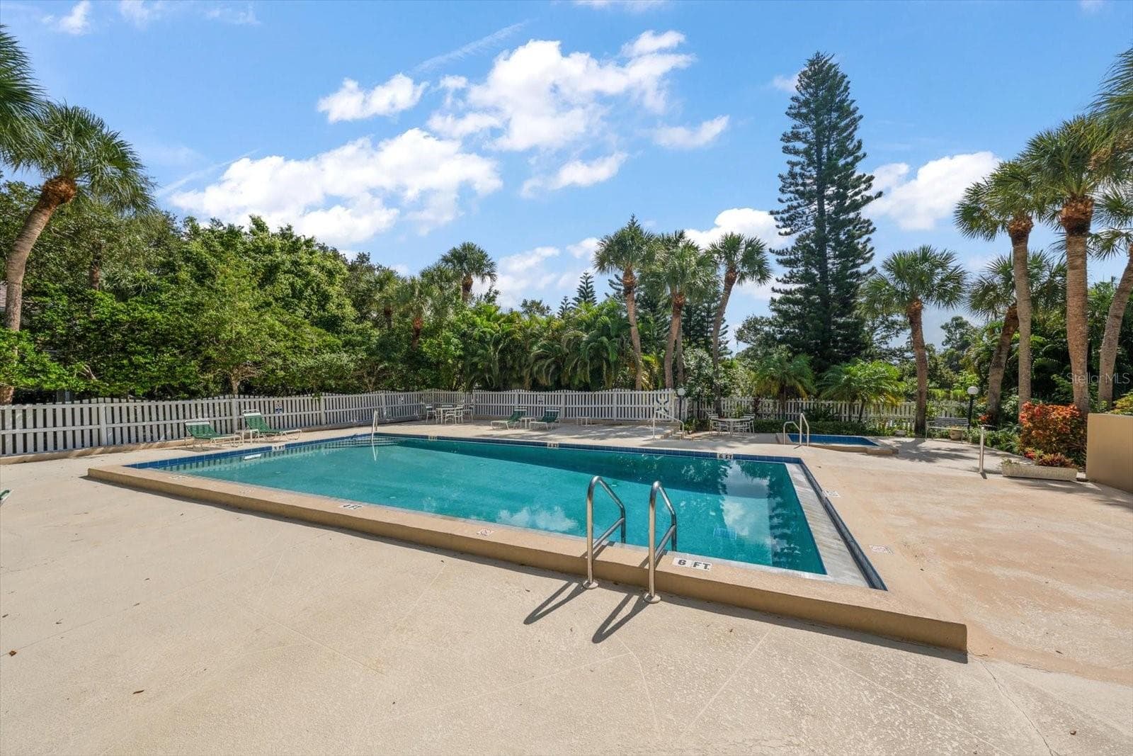 Condominium at 10811 INDIAN HILLS CT #42, SEMINOLE, photo 25 of 33