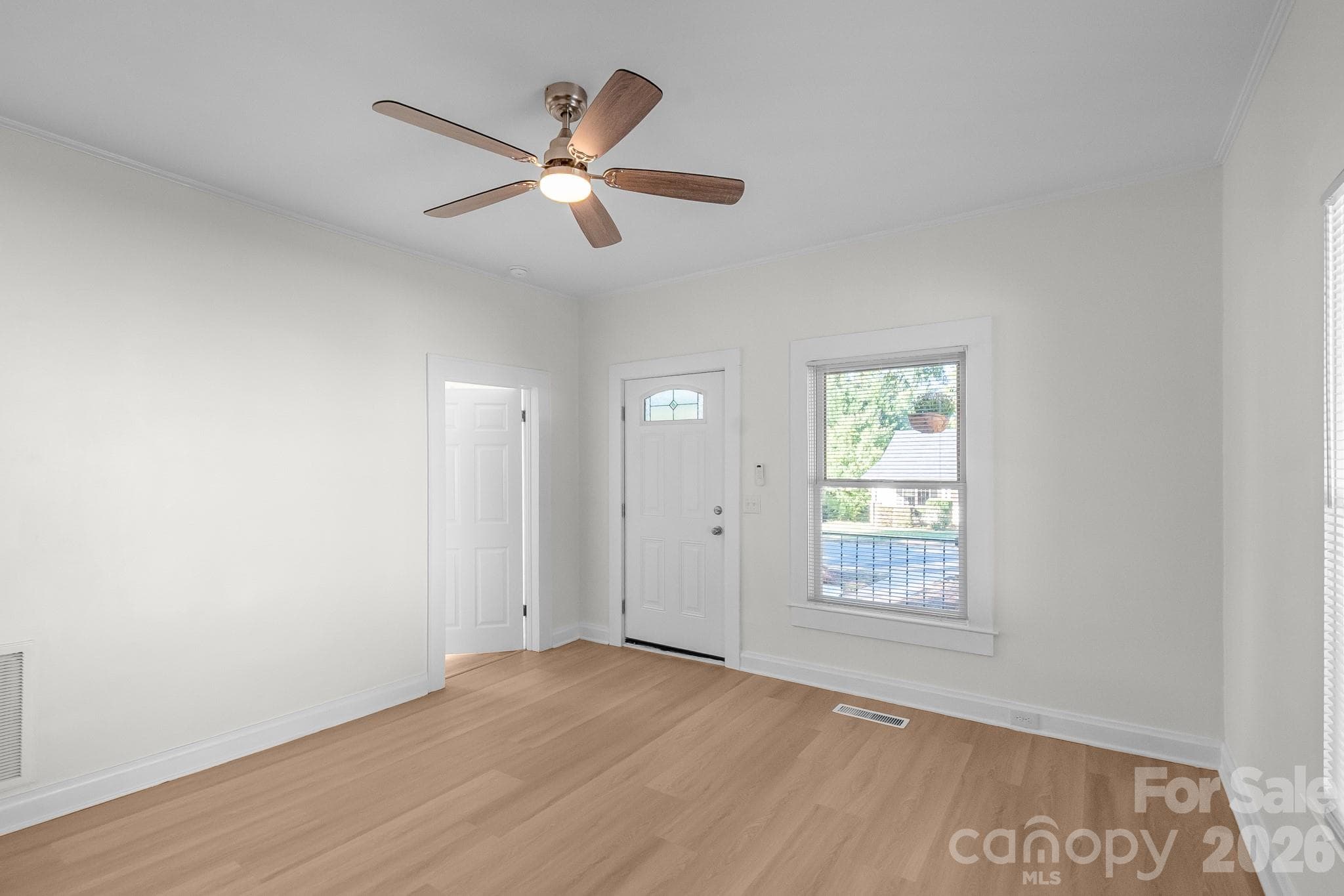 Single Family Residence at 204 Pleasant Street, Belmont, photo 4 of 48
