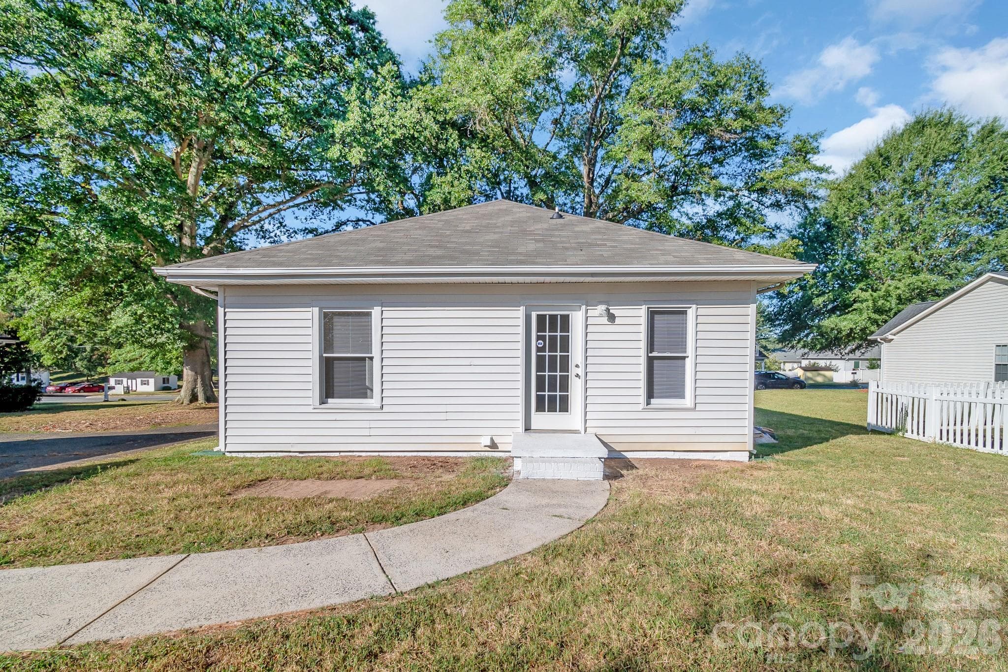 Single Family Residence at 204 Pleasant Street, Belmont, photo 27 of 48