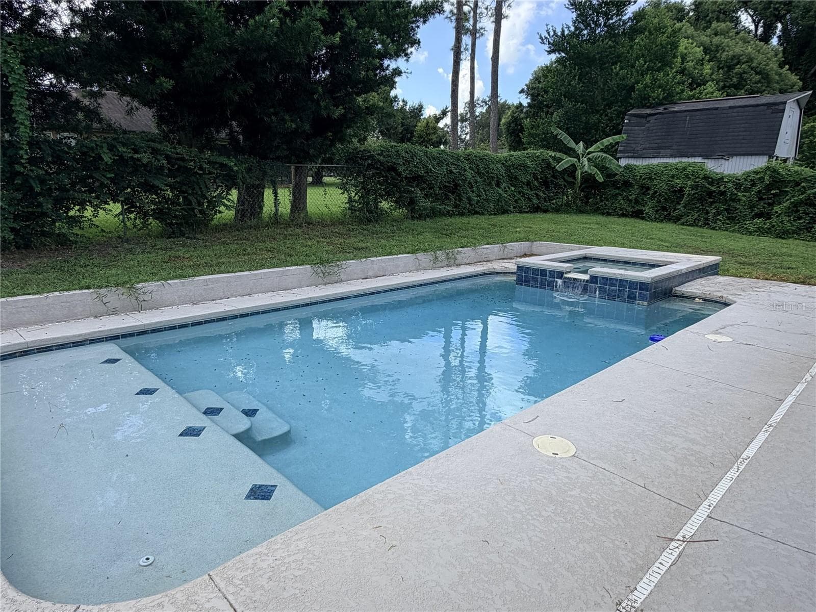 Single Family Residence at 1715 LAKE MIRIAM DR, LAKELAND, photo 43 of 47