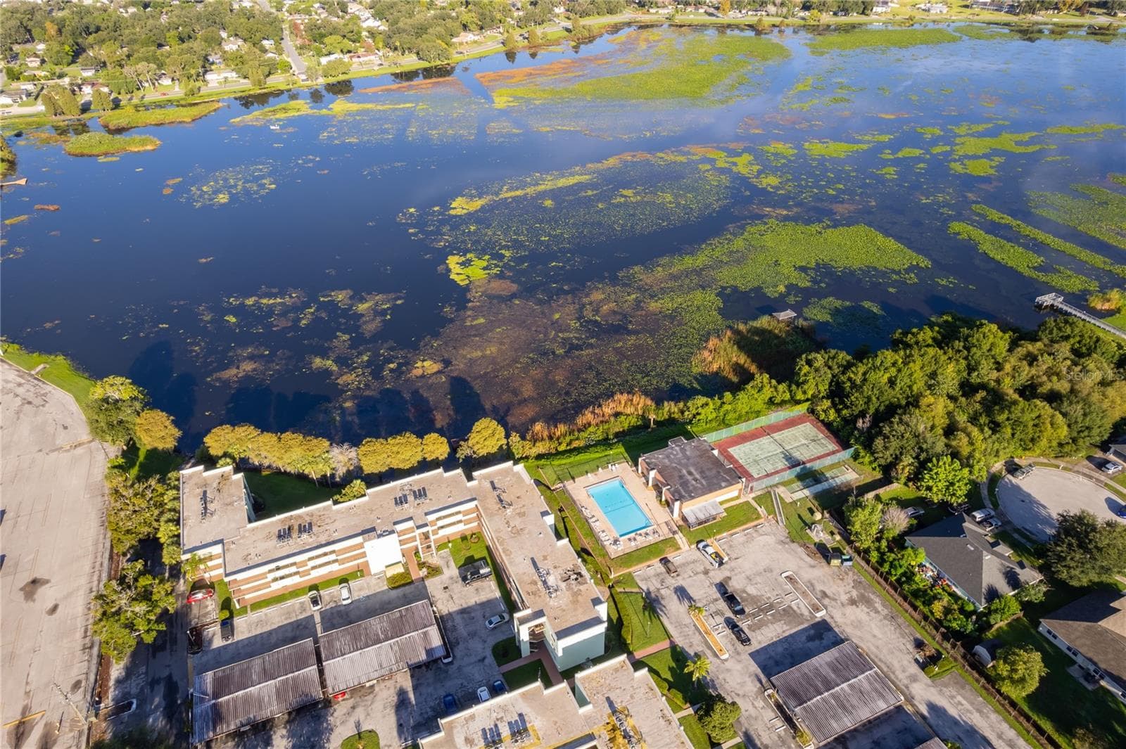 Aerial View of Community and Lake - 1130 N LAKE PARKER AVE #C126, LAKELAND