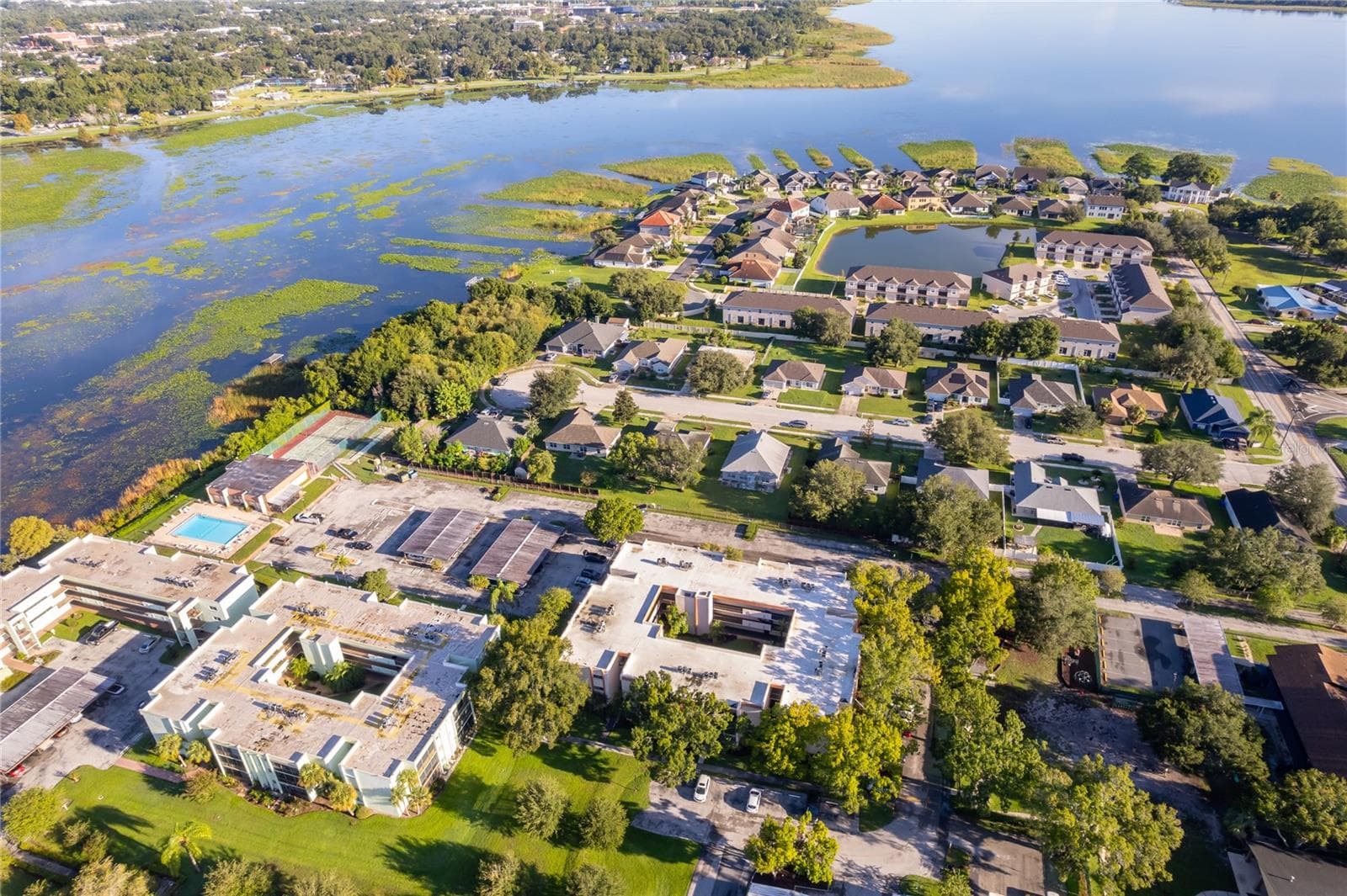 Aerial View of Community and Lake - 1130 N LAKE PARKER AVE #C126, LAKELAND