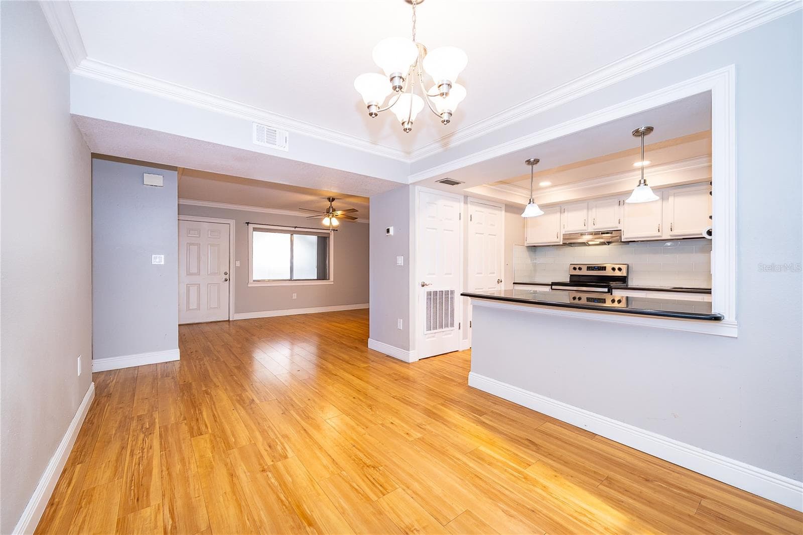 Dining Room - 1130 N LAKE PARKER AVE #C126, LAKELAND