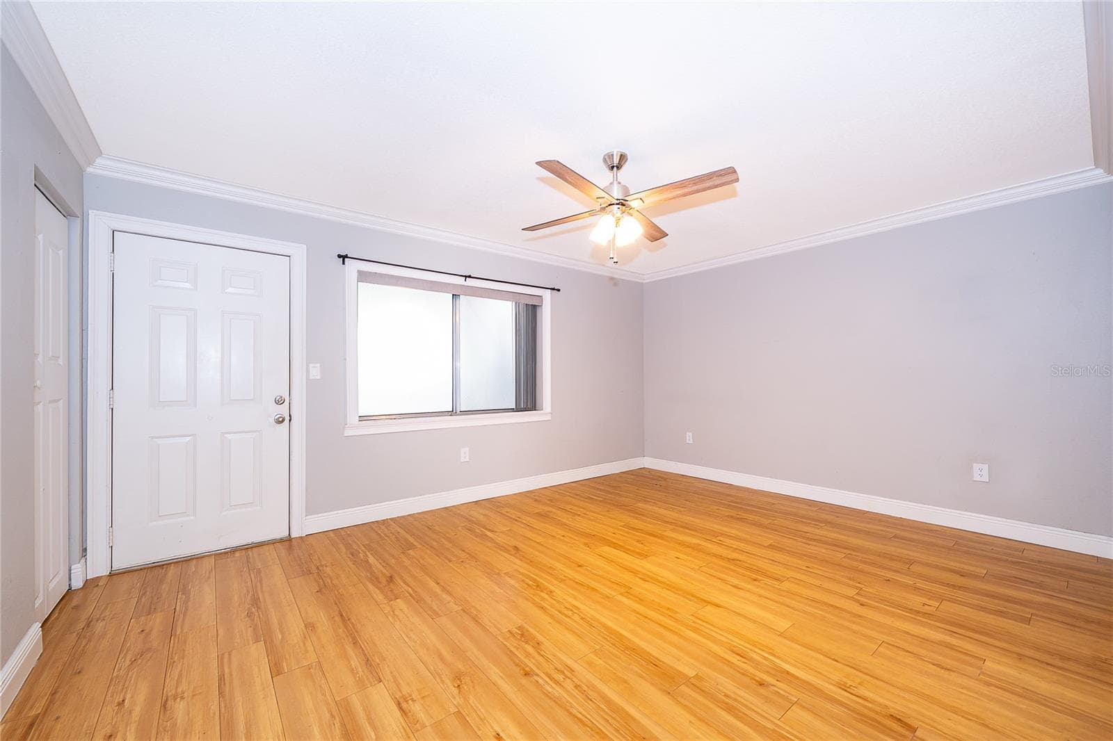 Living Room - 1130 N LAKE PARKER AVE #C126, LAKELAND