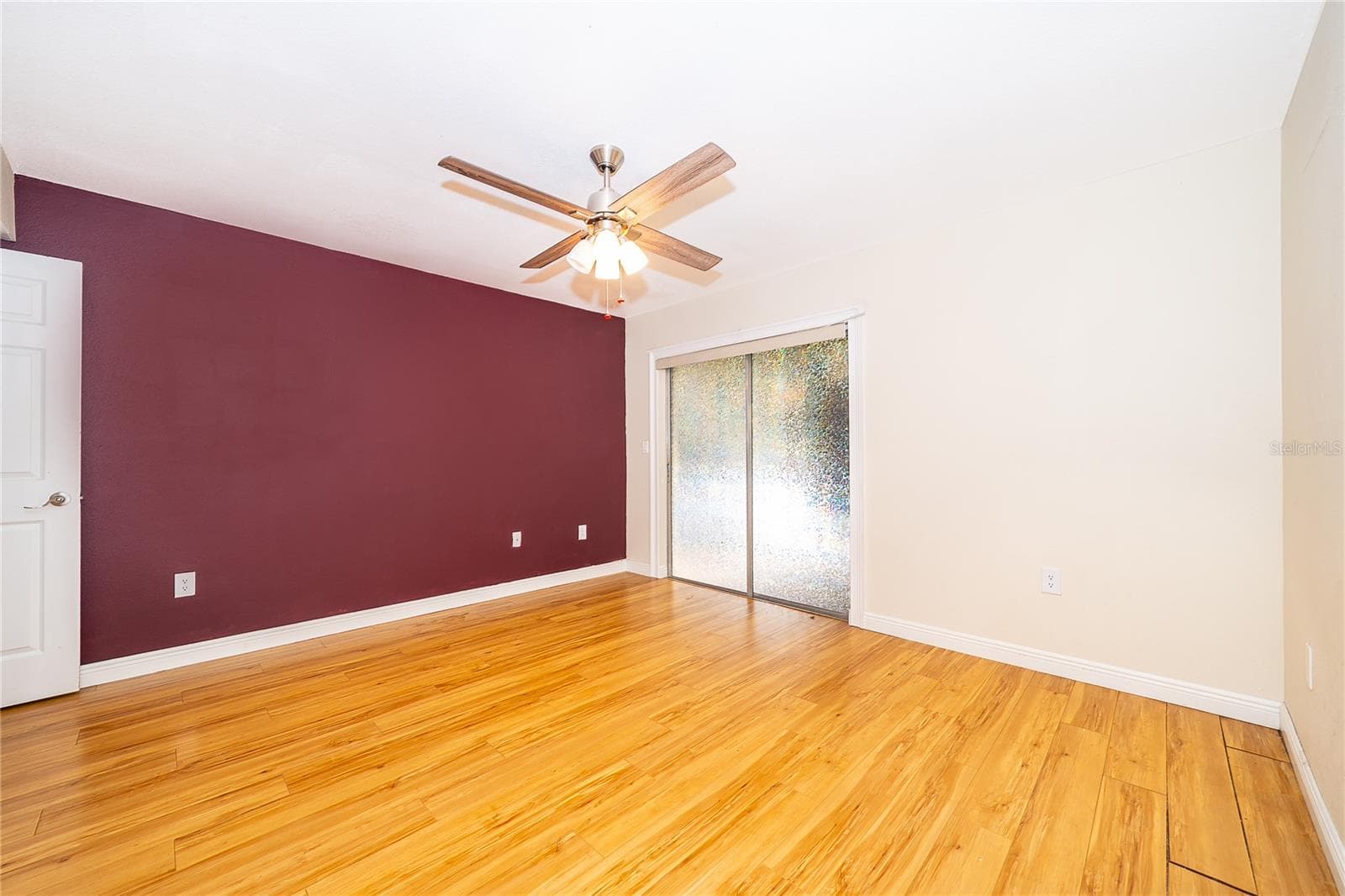 Owner Suite - 1130 N LAKE PARKER AVE #C126, LAKELAND