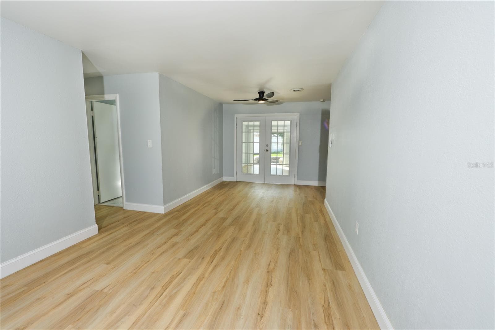 Single Family Residence at 10900 ABIGAIL ST, ORLANDO, photo 2 of 24