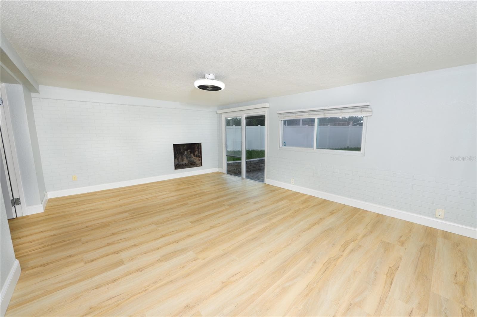 Single Family Residence at 10900 ABIGAIL ST, ORLANDO, photo 5 of 24
