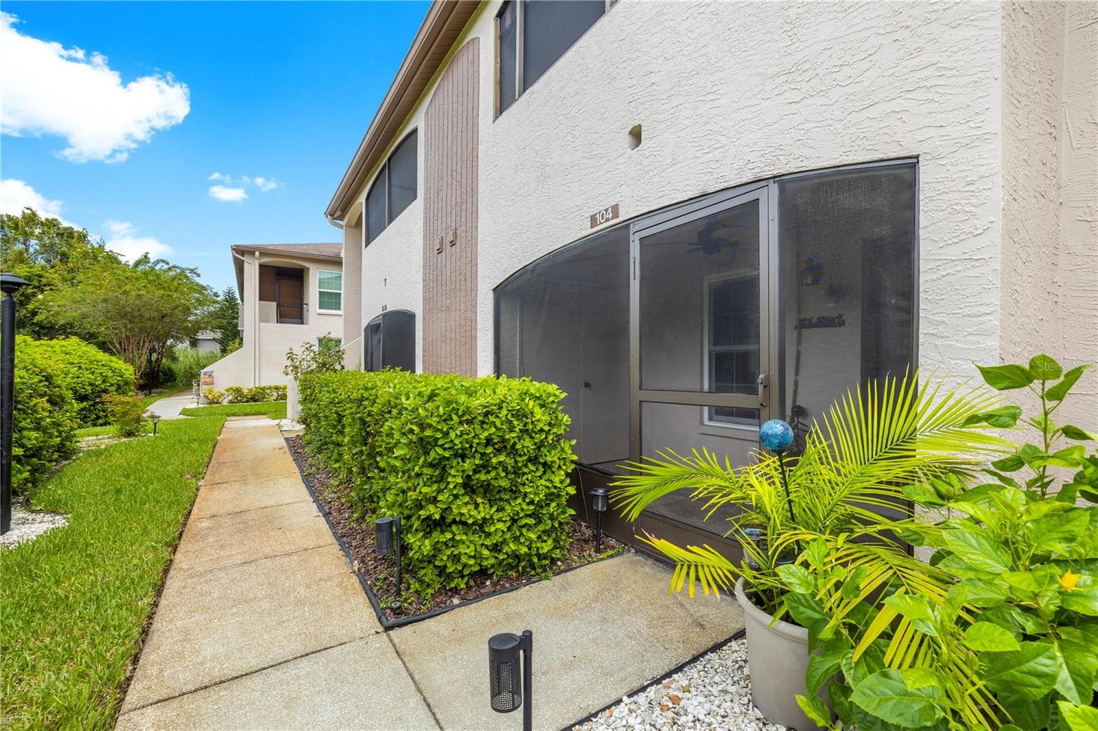Condominium at 3016 BONAVENTURE CIR #104, PALM HARBOR, photo 4 of 39