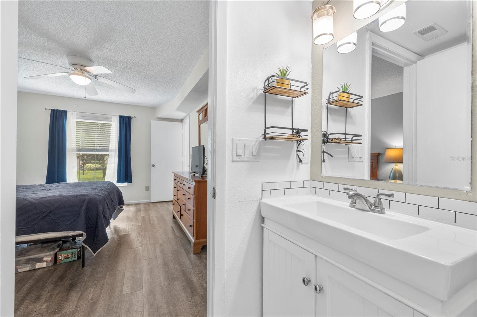 Condominium at 3016 BONAVENTURE CIR #104, PALM HARBOR, photo 24 of 39
