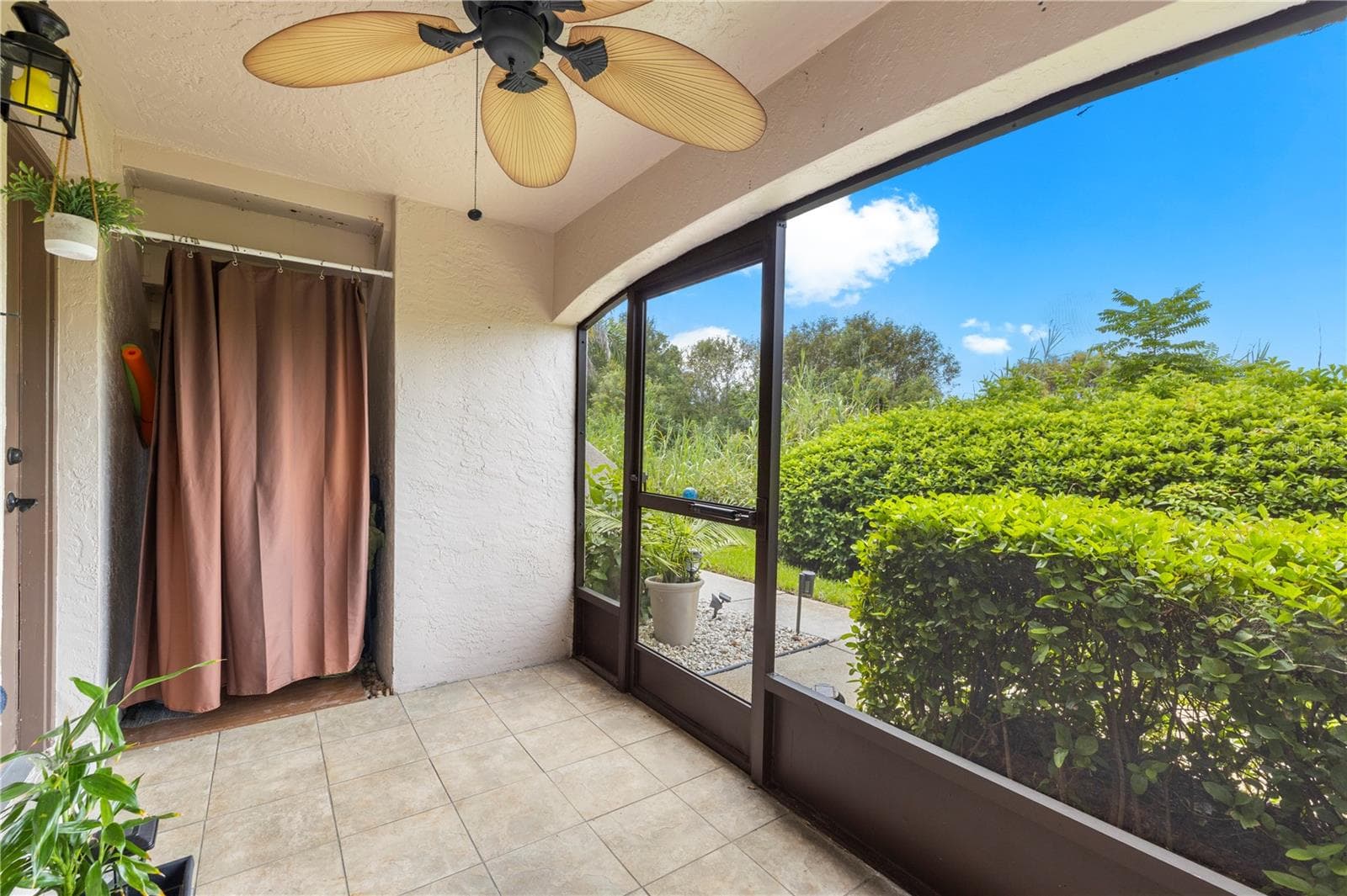 Condominium at 3016 BONAVENTURE CIR #104, PALM HARBOR, photo 30 of 39