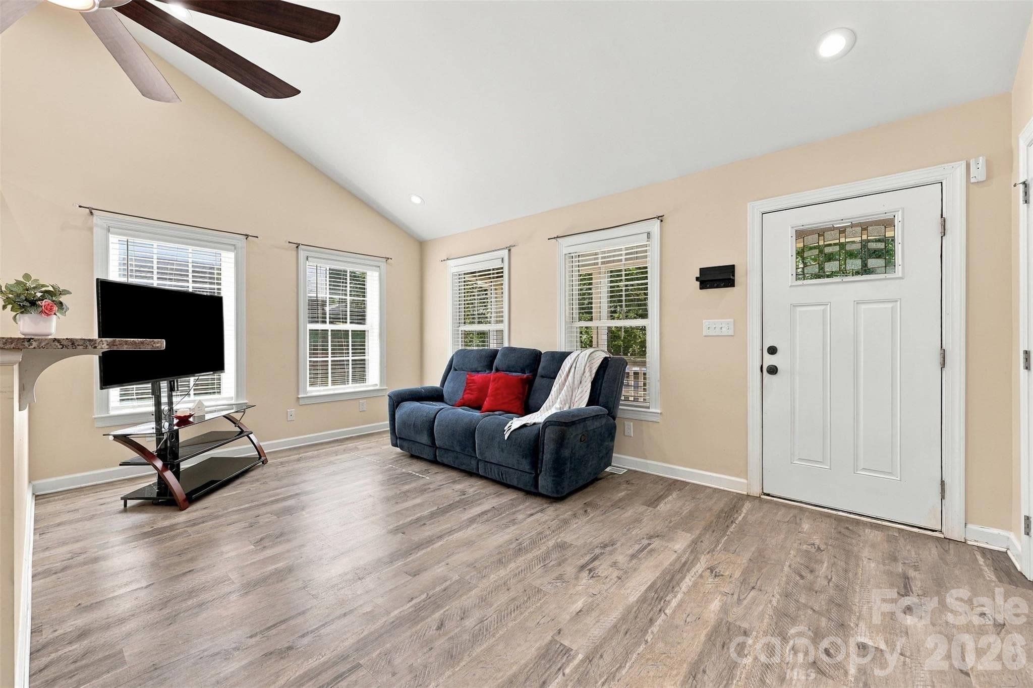 Single Family Residence at 1218 Calhoun Street, Rock Hill, photo 12 of 46