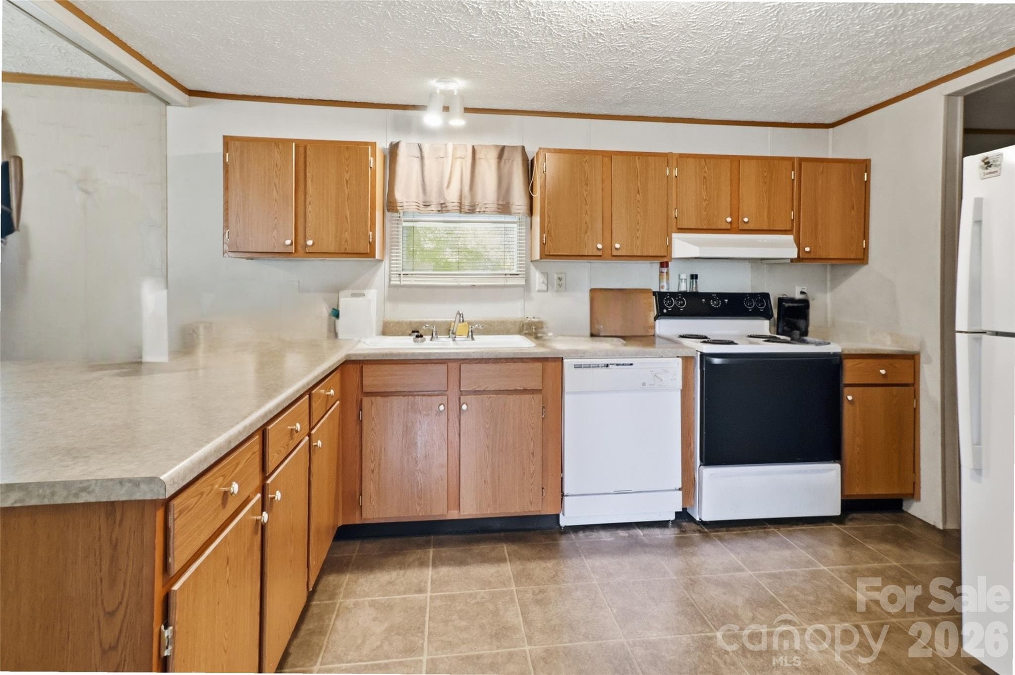 Single Family Residence at 212 Alexia Lane, Grover, photo 3 of 12