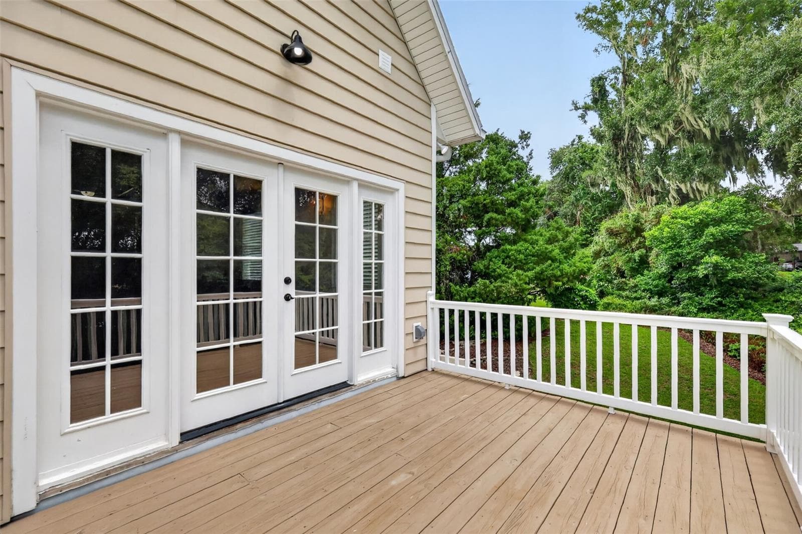 Single Family Residence at 580 W 10TH AVE, MOUNT DORA, photo 41 of 100