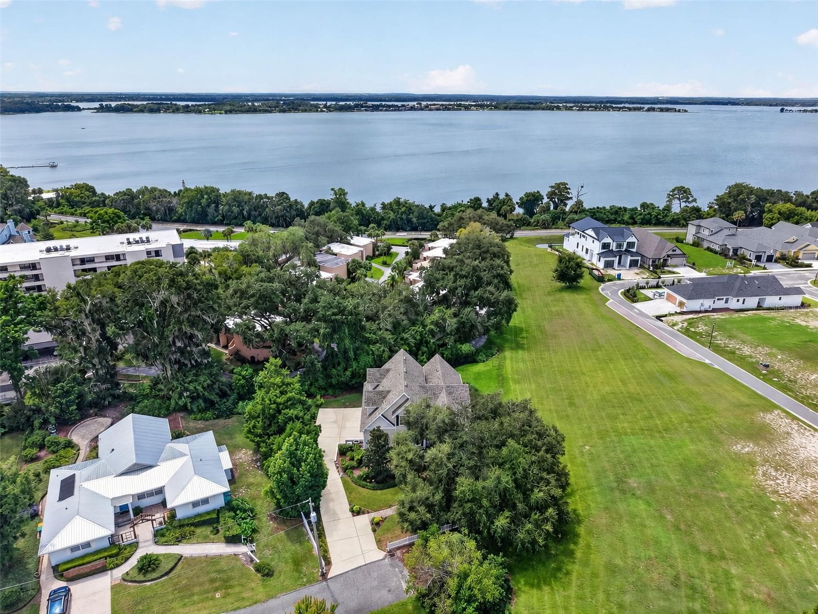 Single Family Residence at 580 W 10TH AVE, MOUNT DORA, photo 88 of 100