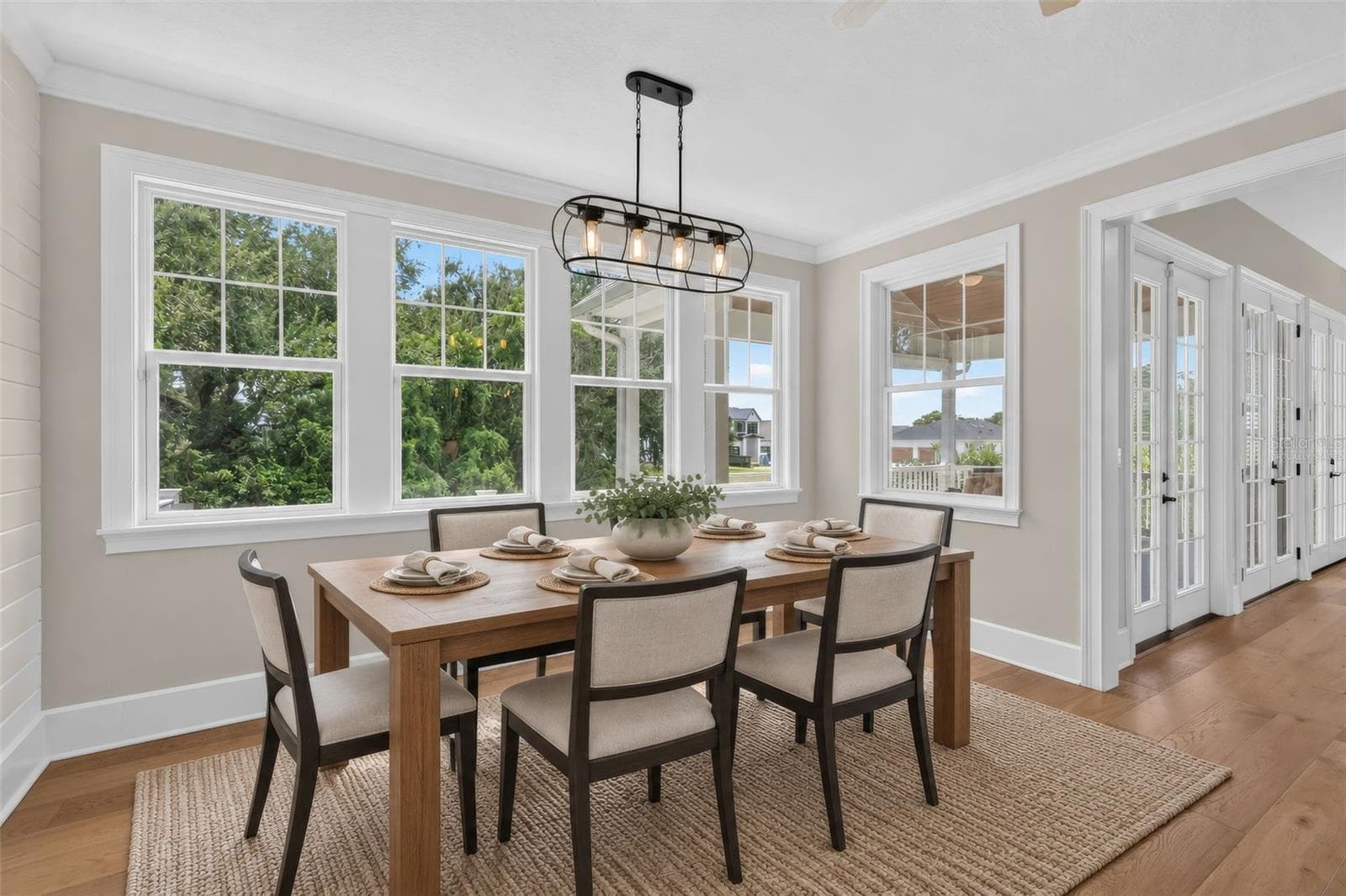 Virtually Staged - 580 W 10TH AVE, MOUNT DORA