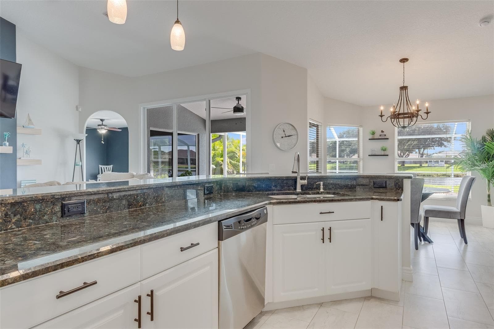 Single Family Residence at 2226 CHARLESTON PARK DR, NORTH PORT, photo 20 of 45