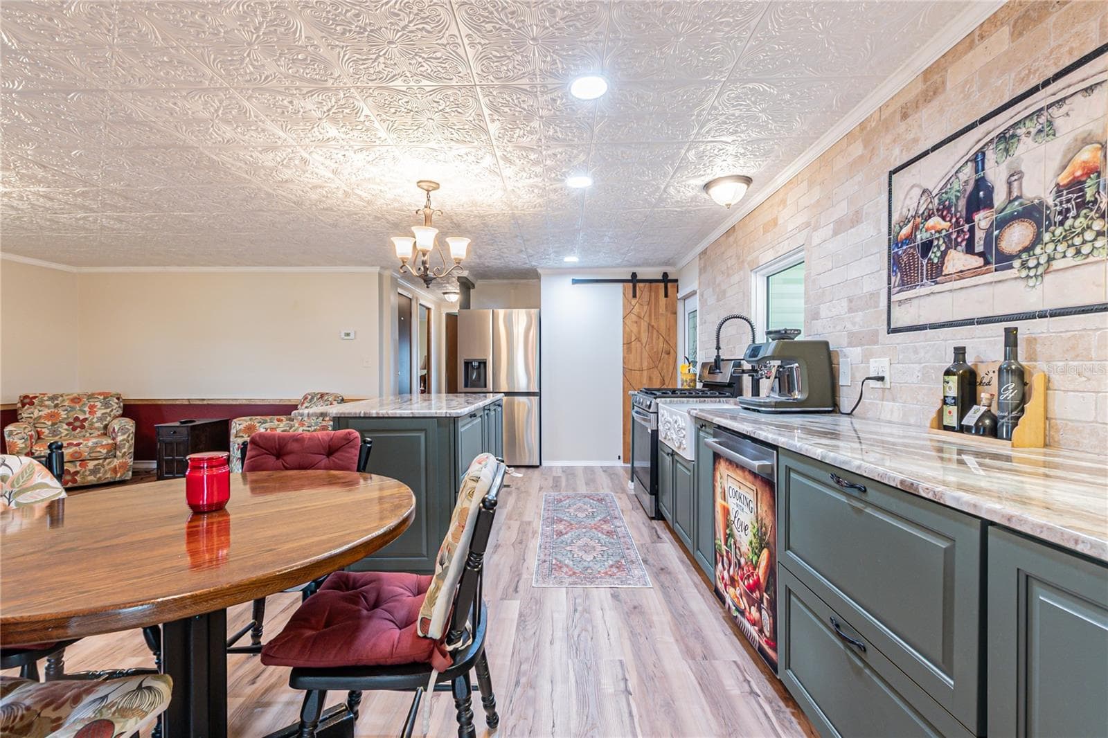 Manufactured Home at 36952 GRACE AVE, ZEPHYRHILLS, photo 16 of 54