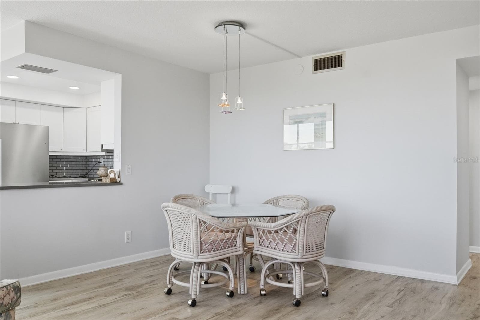 Condominium at 6357 BAHIA DEL MAR BLVD #406, ST PETERSBURG, photo 7 of 30