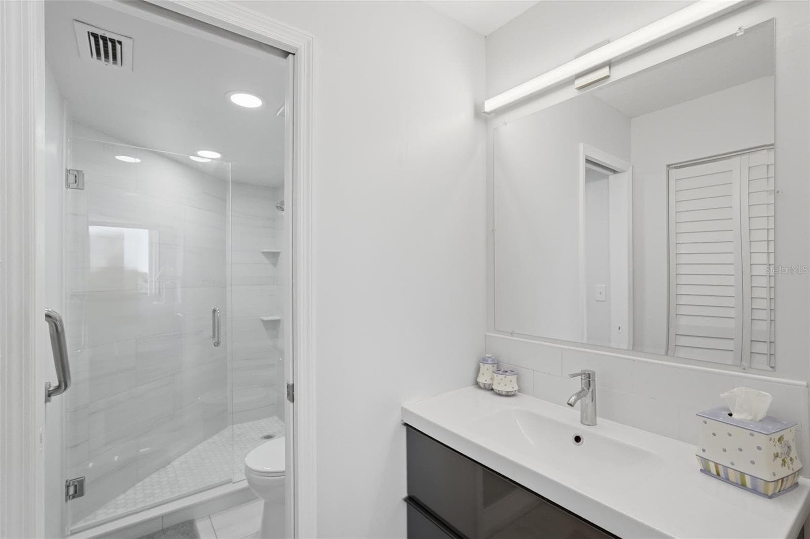 Condominium at 6357 BAHIA DEL MAR BLVD #406, ST PETERSBURG, photo 15 of 30