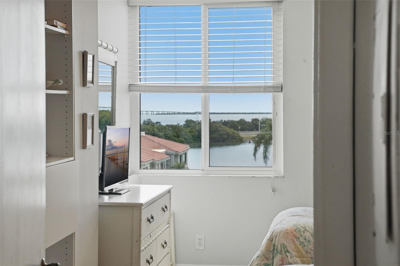 Condominium at 6357 BAHIA DEL MAR BLVD #406, ST PETERSBURG, photo 19 of 30