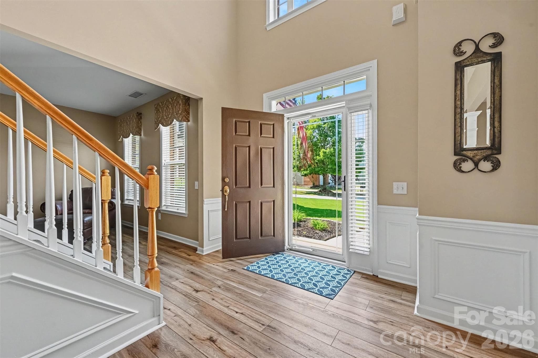 Single Family Residence at 9538 Linden Tree Lane, Charlotte, photo 5 of 44