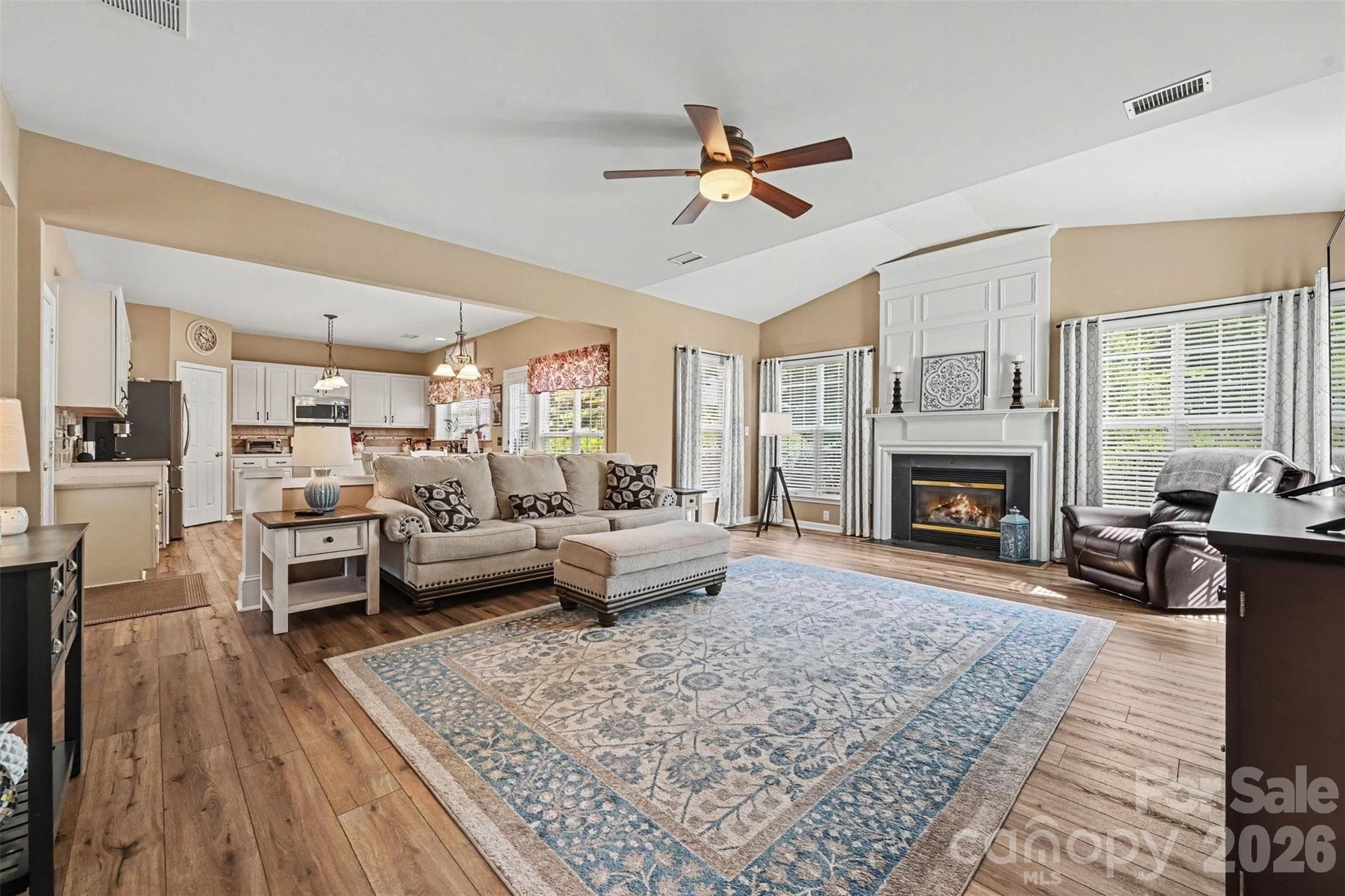 Single Family Residence at 9538 Linden Tree Lane, Charlotte, photo 11 of 44