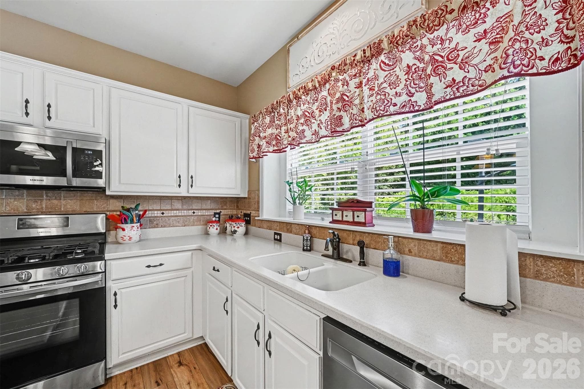 Single Family Residence at 9538 Linden Tree Lane, Charlotte, photo 20 of 44