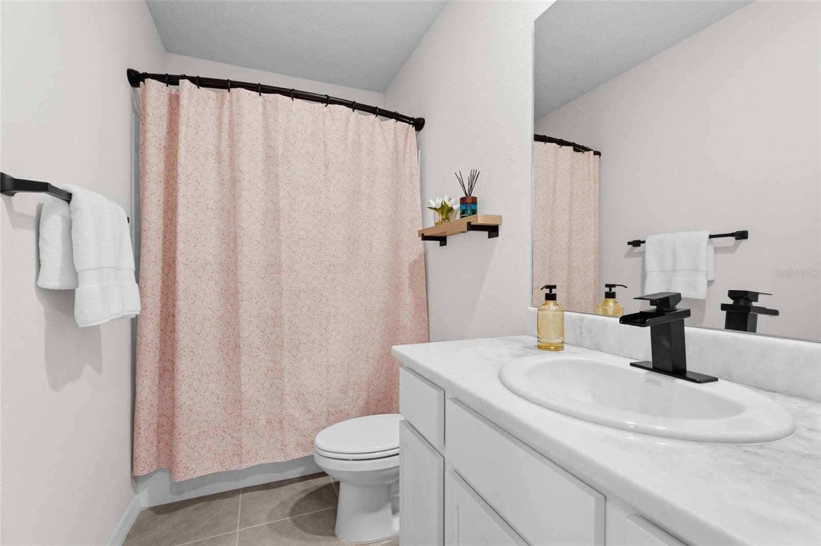 Townhouse at 17668 CRESCENT MOON LOOP, BRADENTON, photo 16 of 34