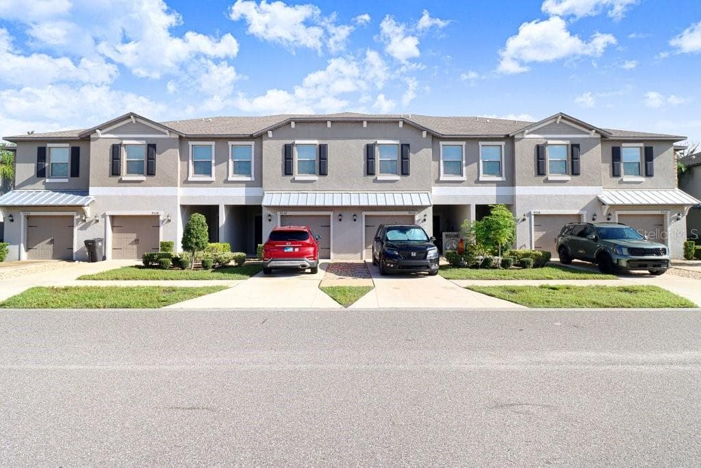 Townhouse at 9536 PEMBROOKE PINES DR, SUN CITY CENTER, photo 9 of 56