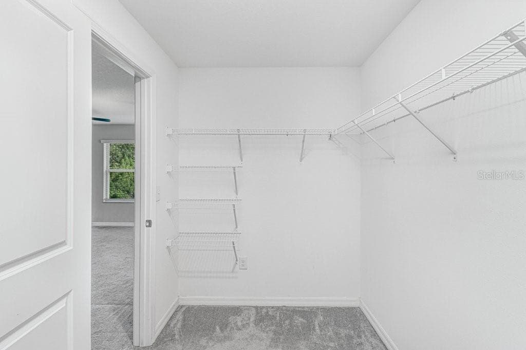 Large Walk in Closet - 9536 PEMBROOKE PINES DR, SUN CITY CENTER