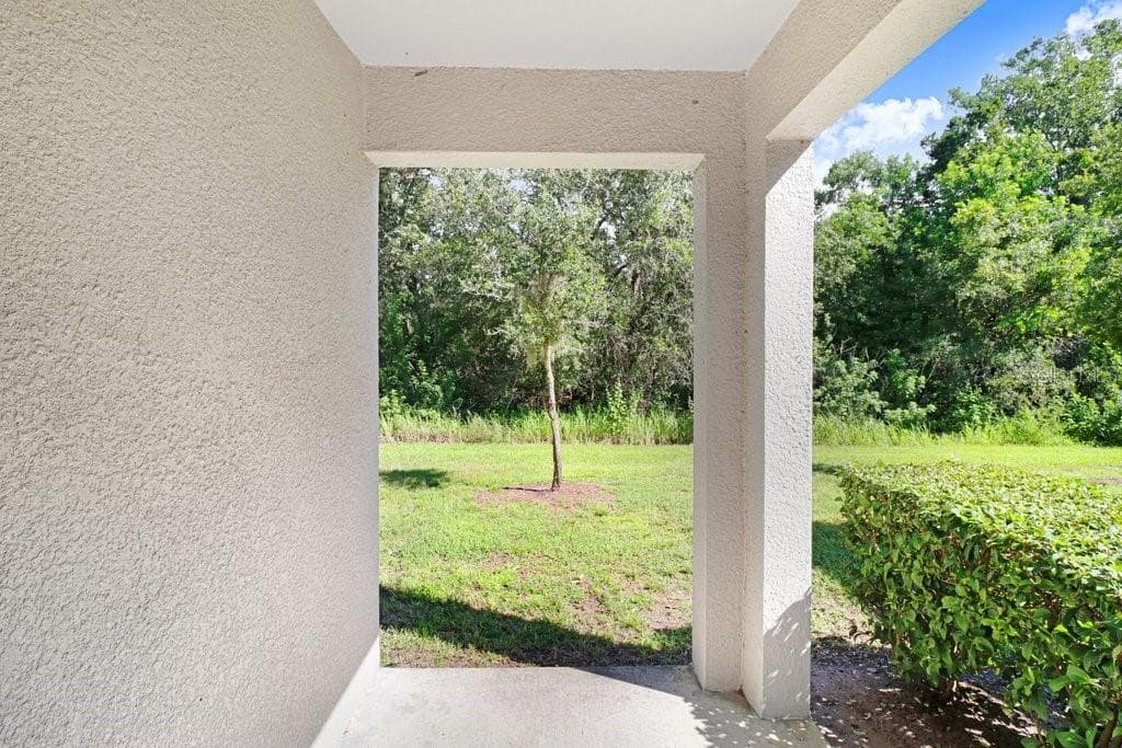 Pack Porch - 9536 PEMBROOKE PINES DR, SUN CITY CENTER