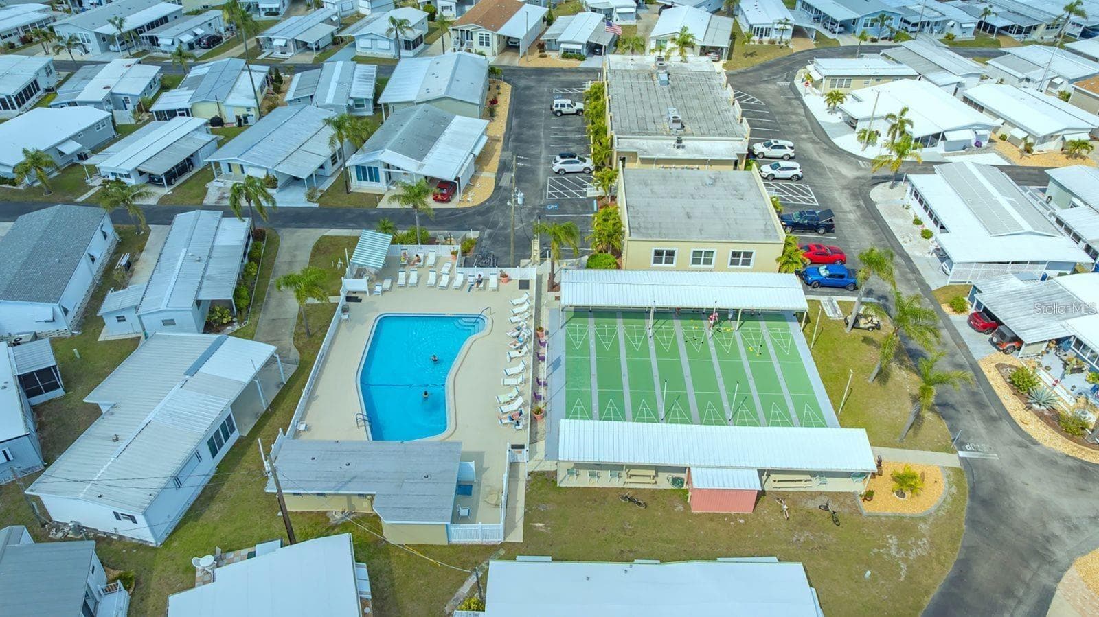 Mobile Home at 210 SOUTHWINDS DR, SARASOTA, photo 11 of 14