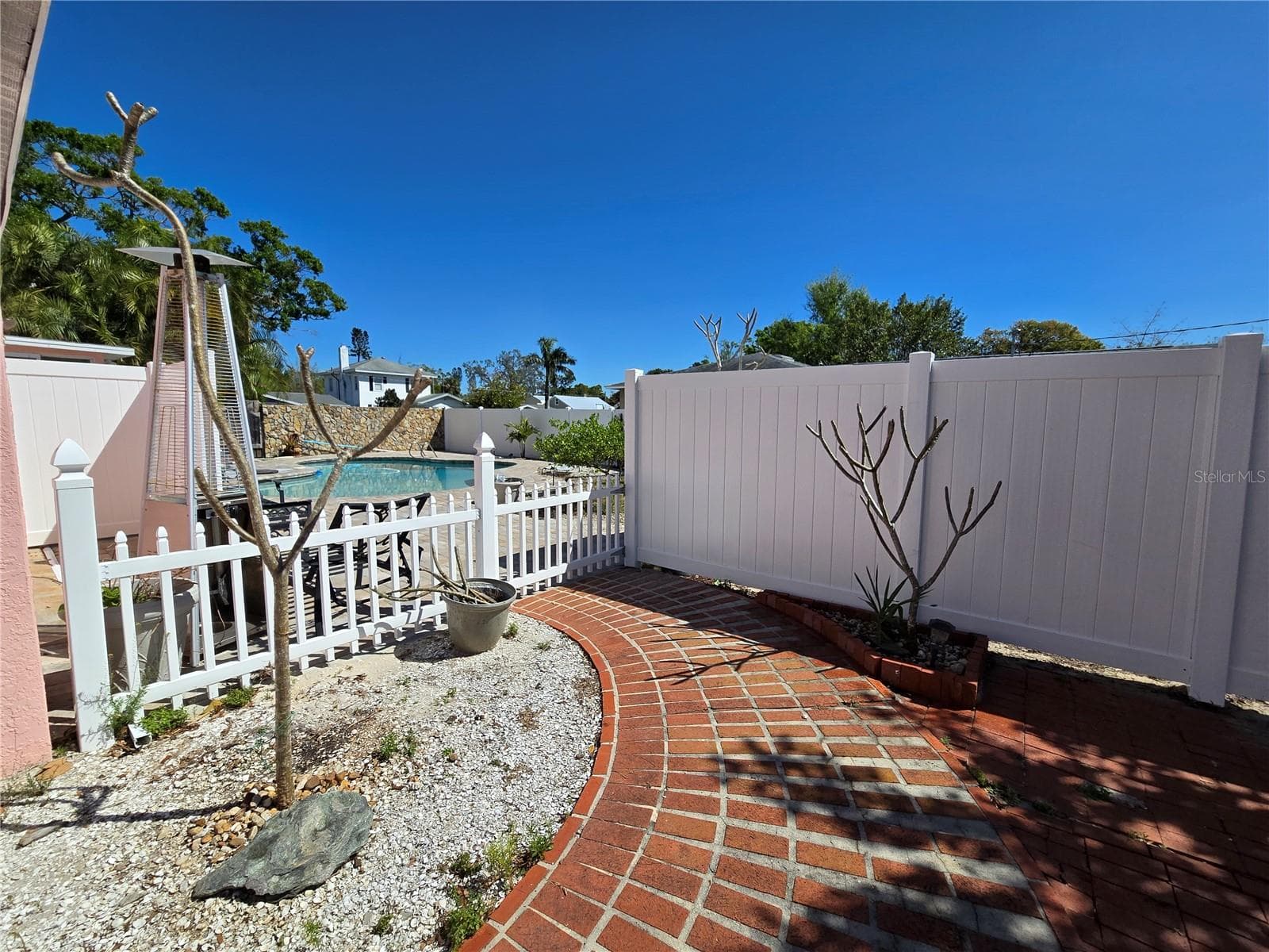 Single Family Residence at 4744 7TH AVE N, ST PETERSBURG, photo 14 of 21