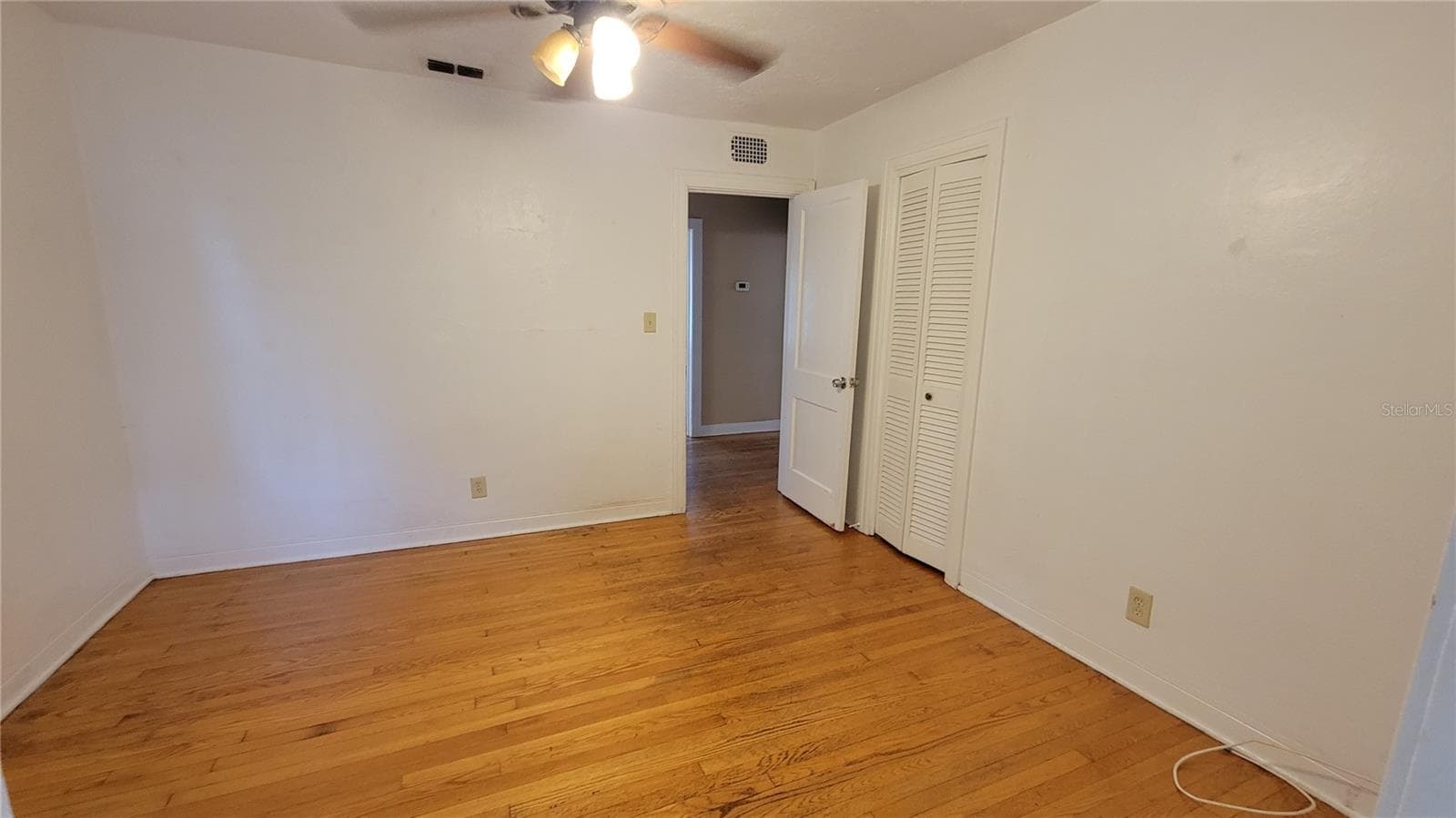 Single Family Residence at 4200 2ND AVE N, ST PETERSBURG, photo 7 of 17