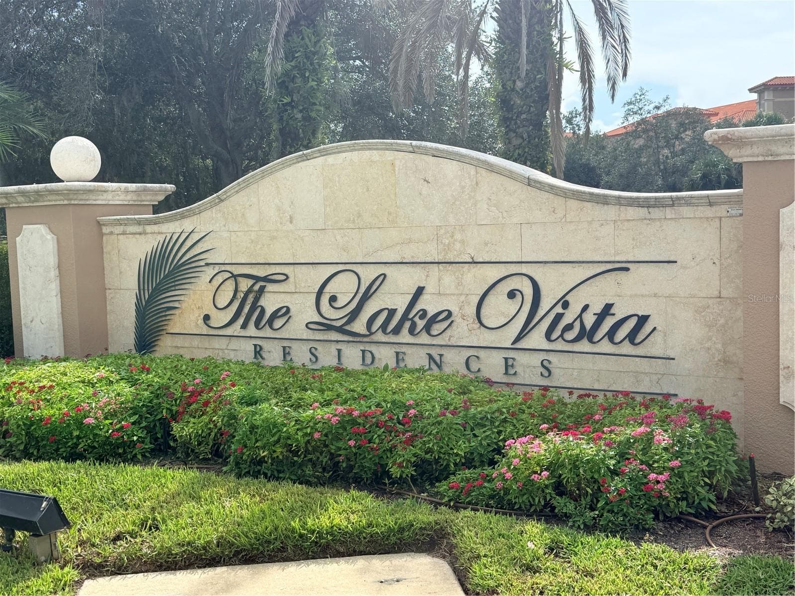 Condominium at 7702 LAKE VISTA CT #303, LAKEWOOD RANCH, photo 6 of 49