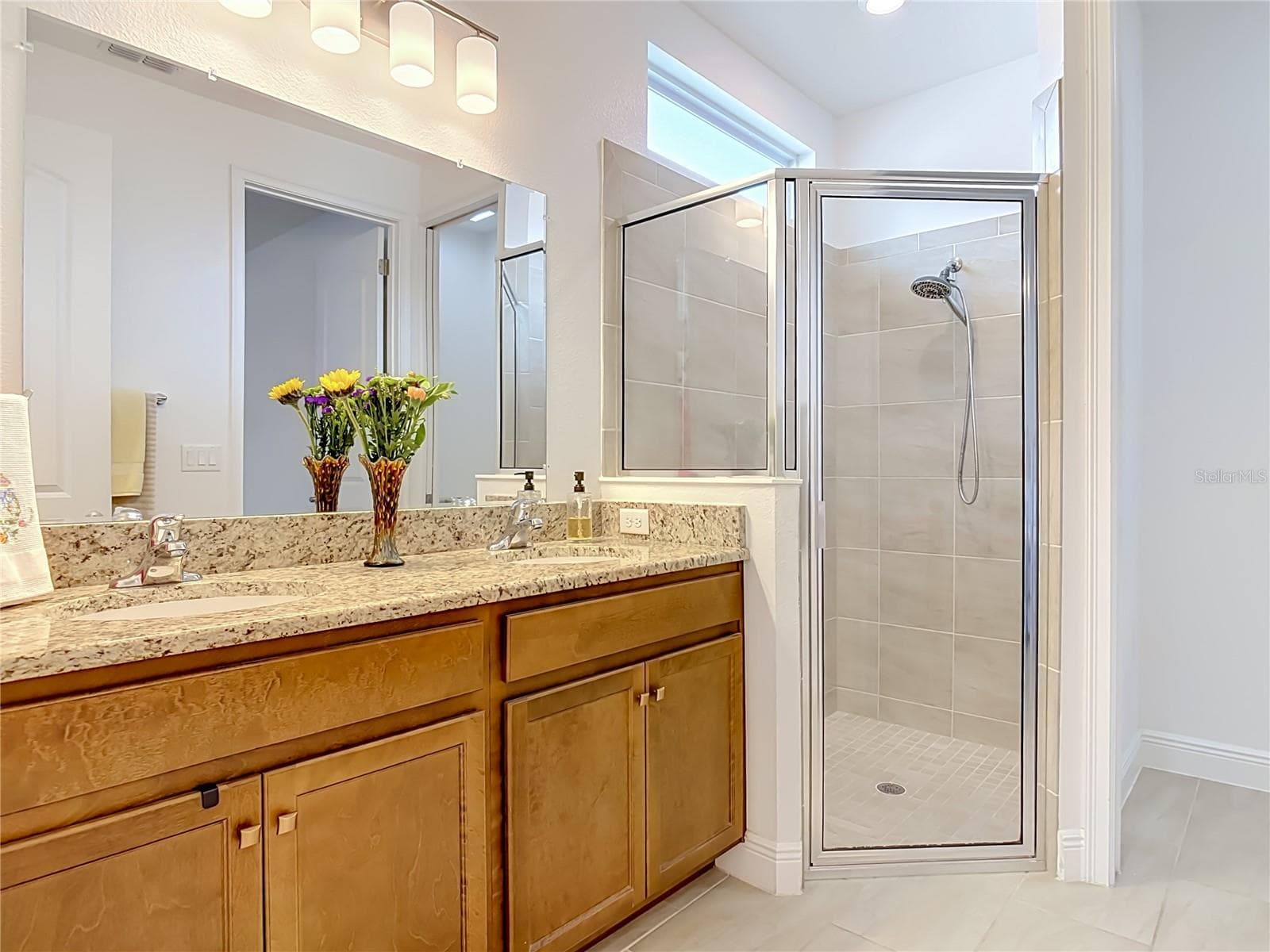 Primary bath with double sinks - 1611 LADY FERN TRL, DELAND