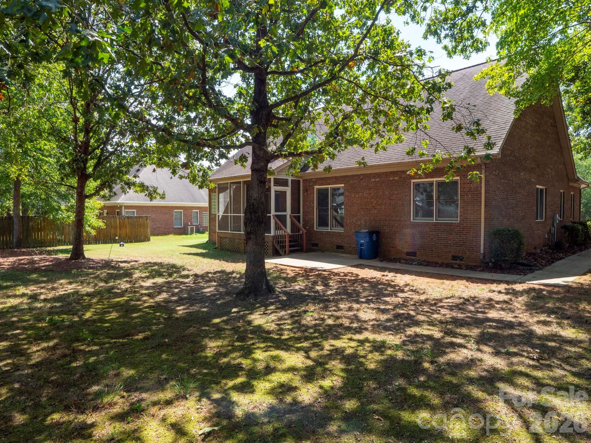 Back yard, great shade - 1137 Millwright Lane, Matthews