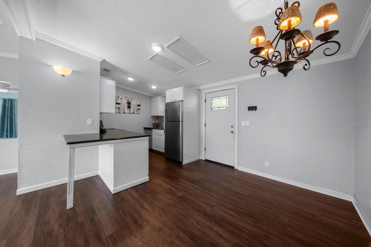 Manufactured Home at 15346 CARROLLS CT, TAVARES, photo 11 of 47