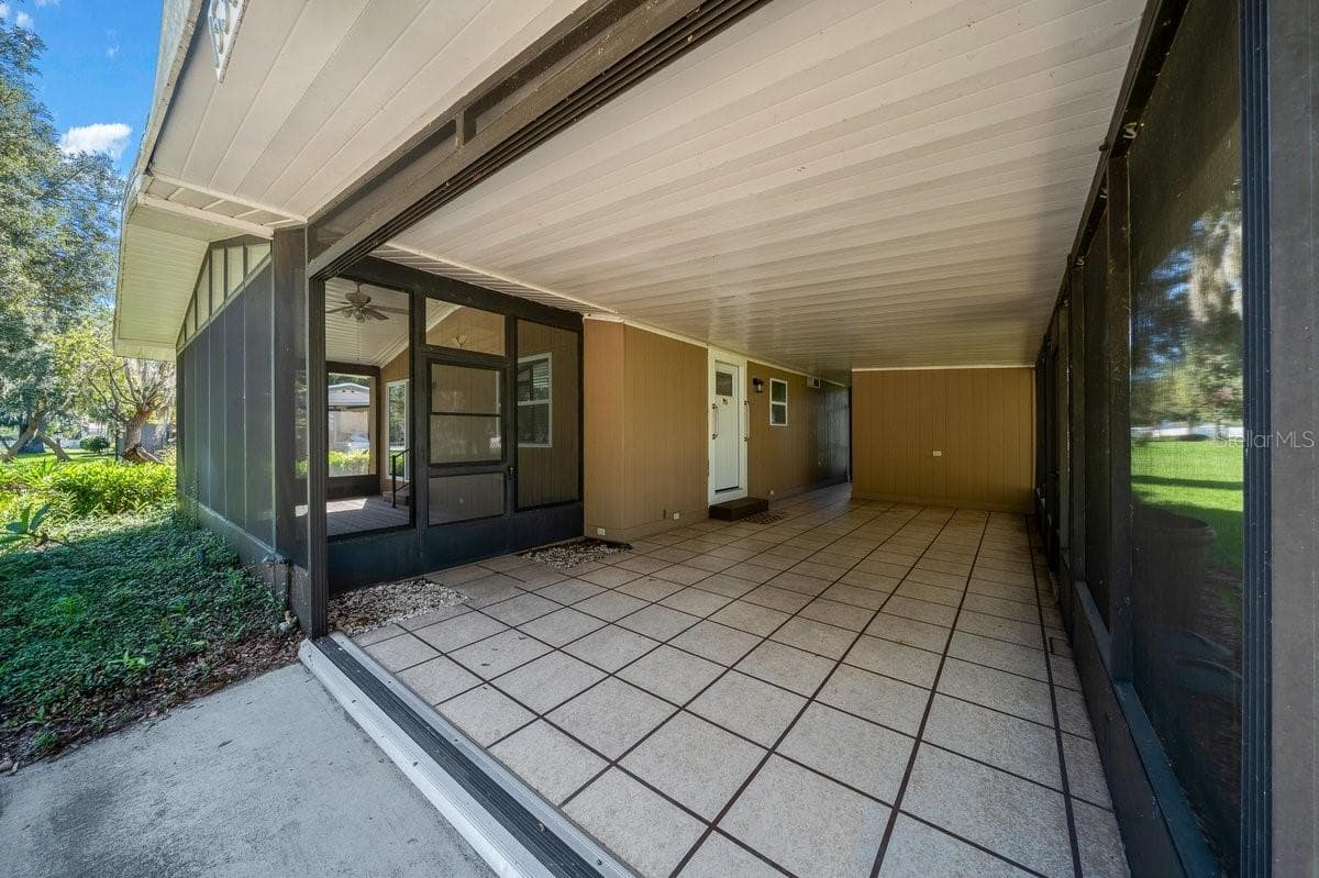 Manufactured Home at 15346 CARROLLS CT, TAVARES, photo 41 of 47