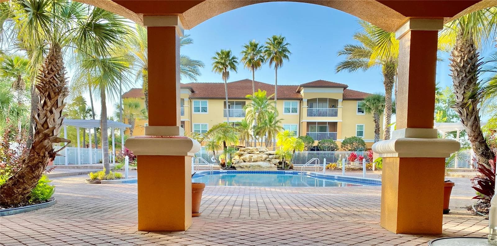Condominium at 5447 VINELAND RD #1103, ORLANDO, photo 4 of 26