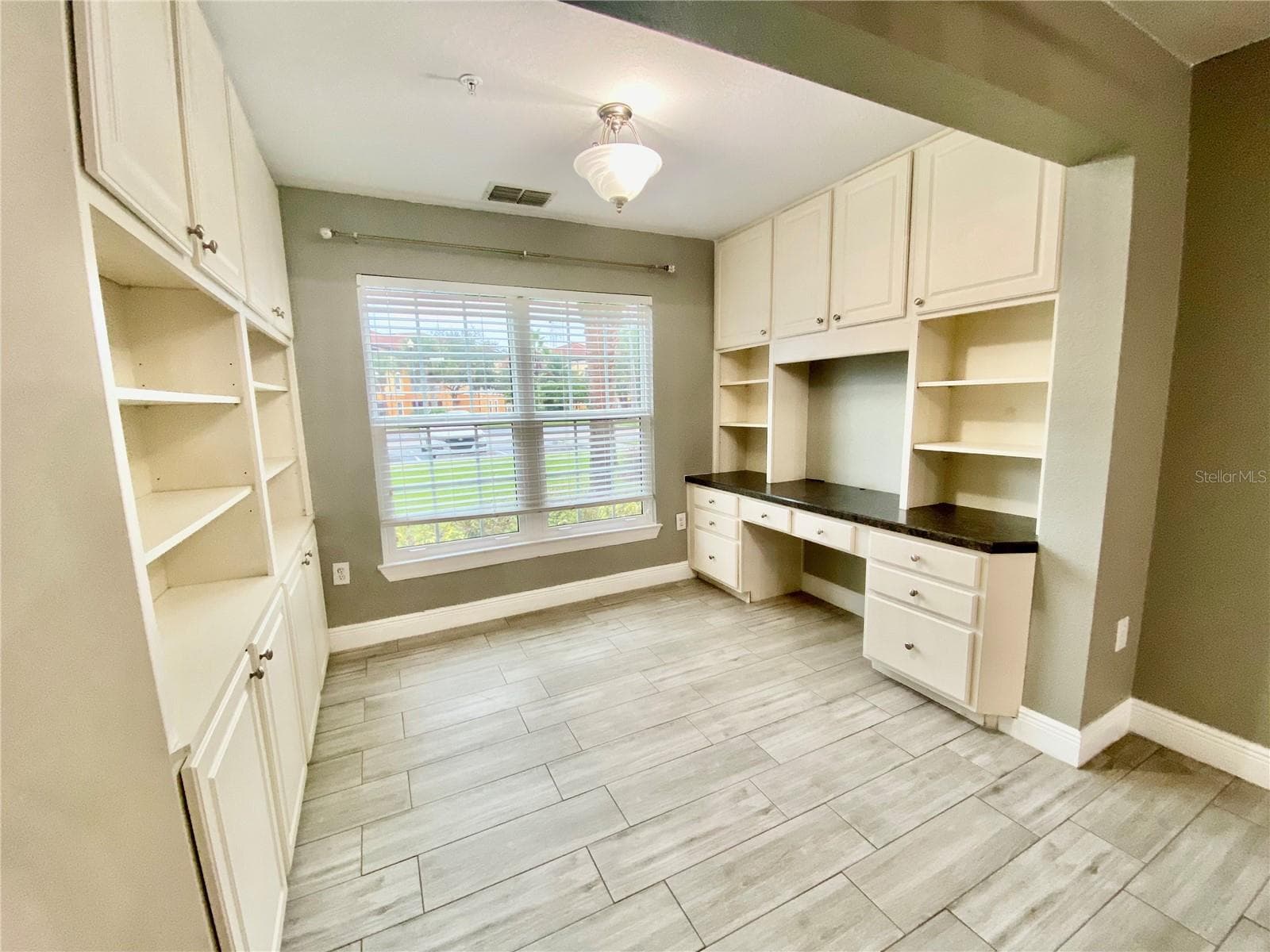 Condominium at 5447 VINELAND RD #1103, ORLANDO, photo 6 of 26