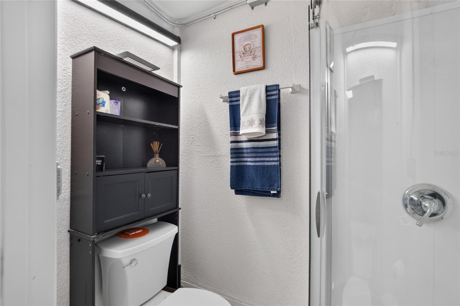 1/2 Bath off Laundry Area - 1727 WAIKIKI WAY, TAMPA
